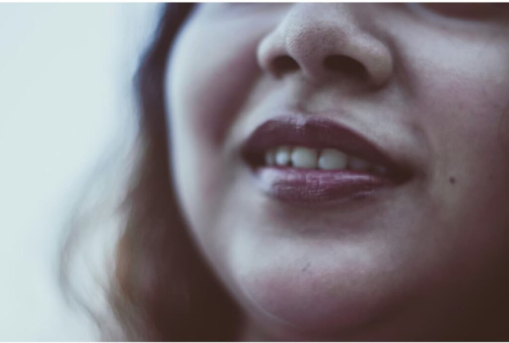 Bump in Lip No Pain